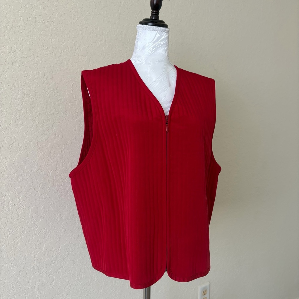 Finity Naturals Red Silk Quilted‎ Vest Vintage 90s Lightweight Layering Piece